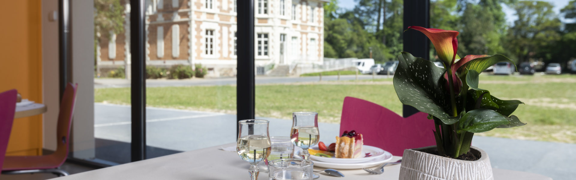 Restaurant du Château La Plinguetière proche du lac de Grand Lieu